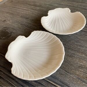 Pair of white scalloped shaped small dishes